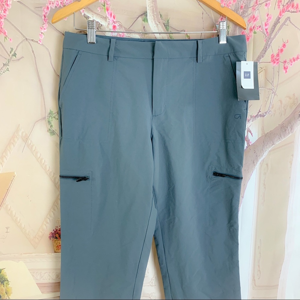NEW GapFit Dark Pearl Cargo Active Pants - Picture 2 of 11